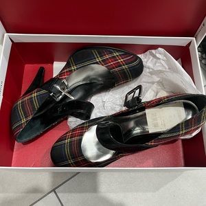 Dressy shoes, style & company, size 8